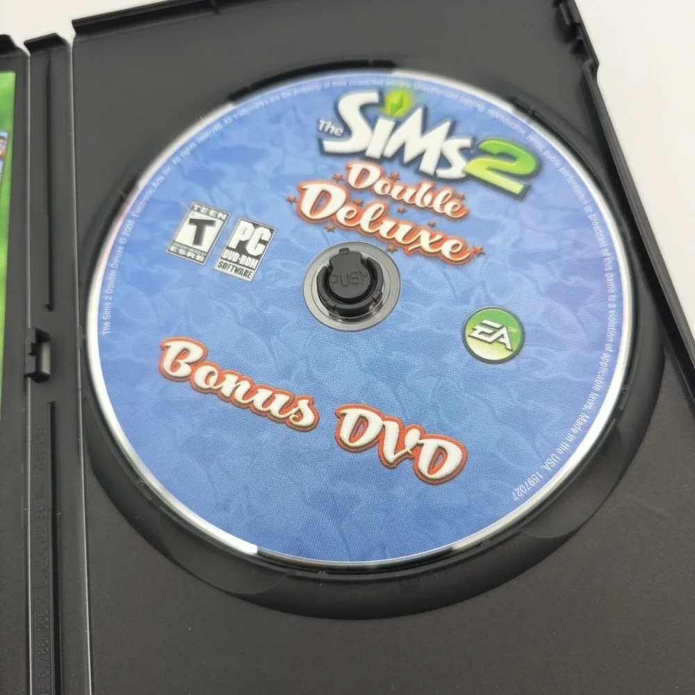The Sims 2 Double Deluxe,Pets,& Sims 3 PC Gams Lot Of 3 Complete Windows